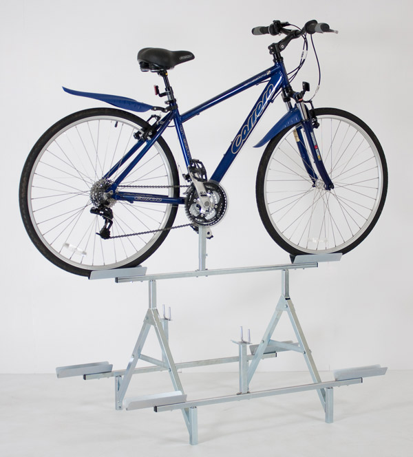 Type 23 Pyramid Stand For  3 Cycles